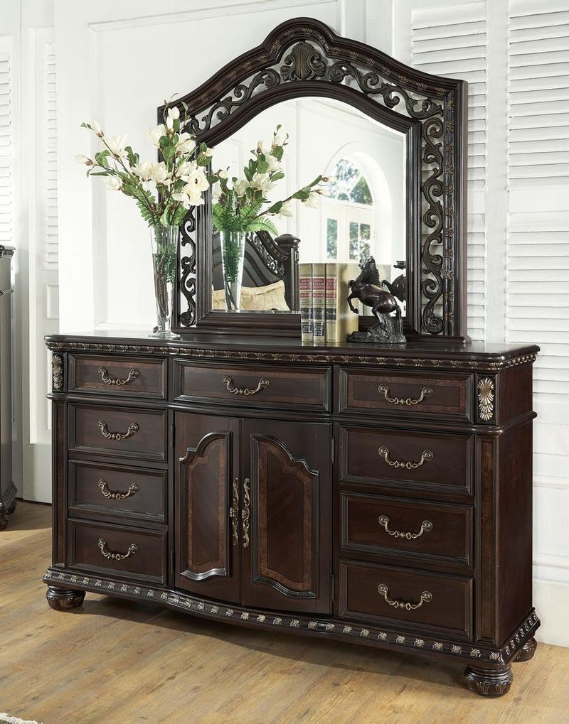 Monte Carlo Dresser And Mirror
